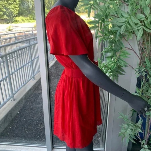 Alice & Olivia One shoulder belted red dress - Picture 3 of 5